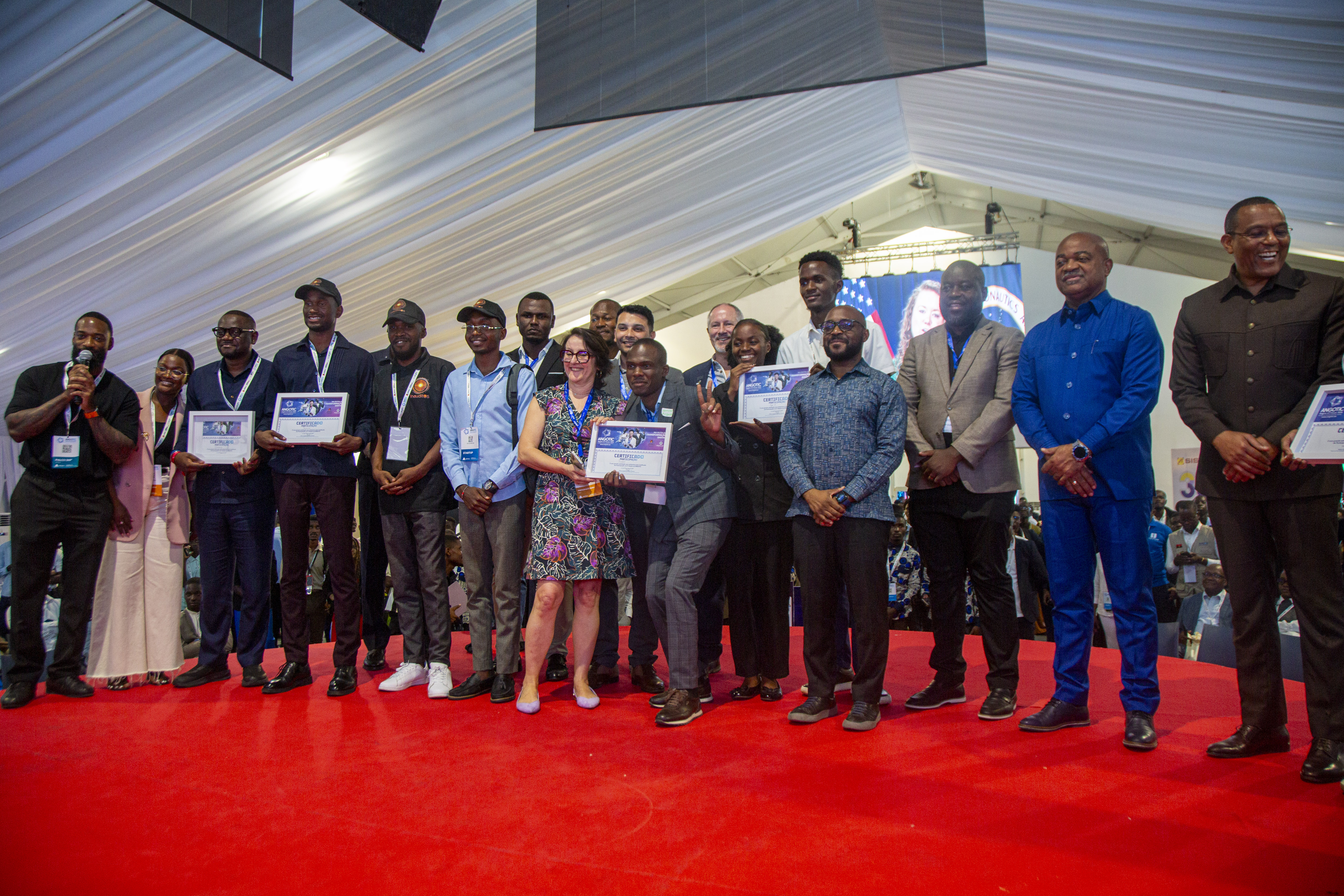 Hackaton Espacial ANGOTIC 2026: conheça as startups vencedoras