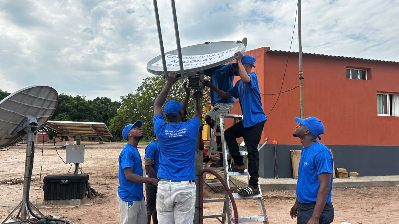 Estudo da Embaixada do Brasil destaca ANGOSAT-2 como oportunidade para investidores brasileiros em Angola