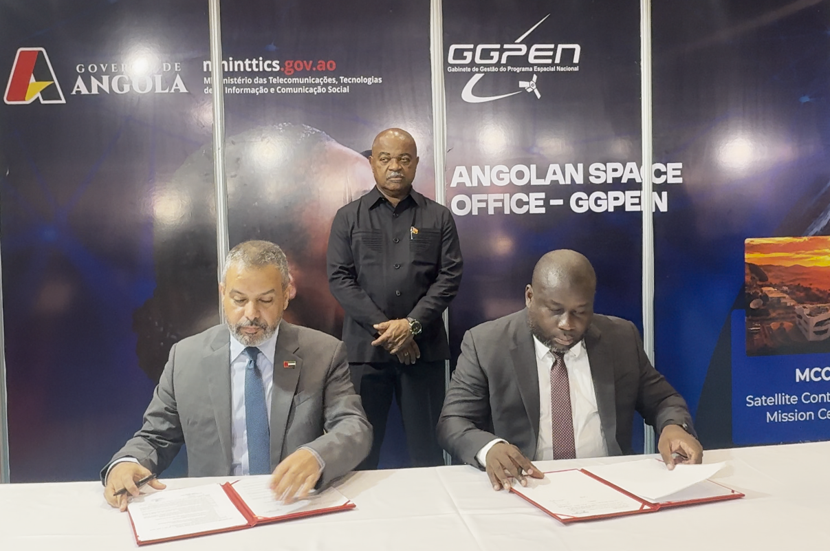 Angola e Emirados Árabes Unidos reforçam cooperação no sector espacial